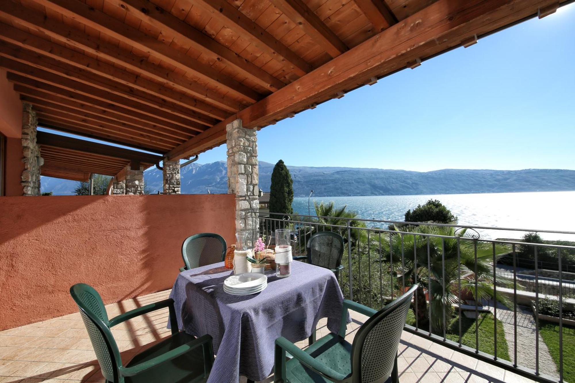 Borgo Dei Limoni Aparthotel 3*