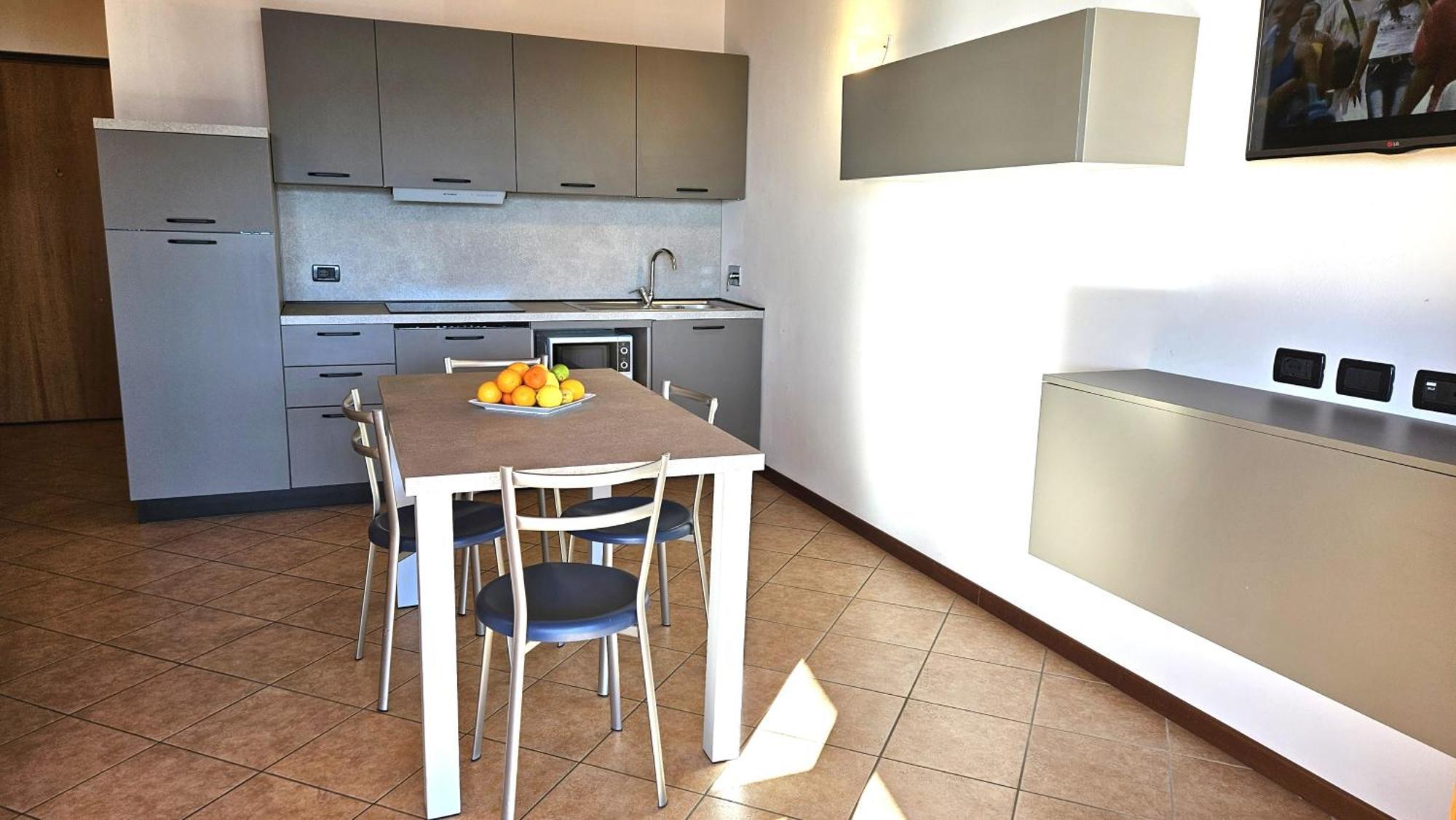 Borgo Dei Limoni - Con Garage Gargnano