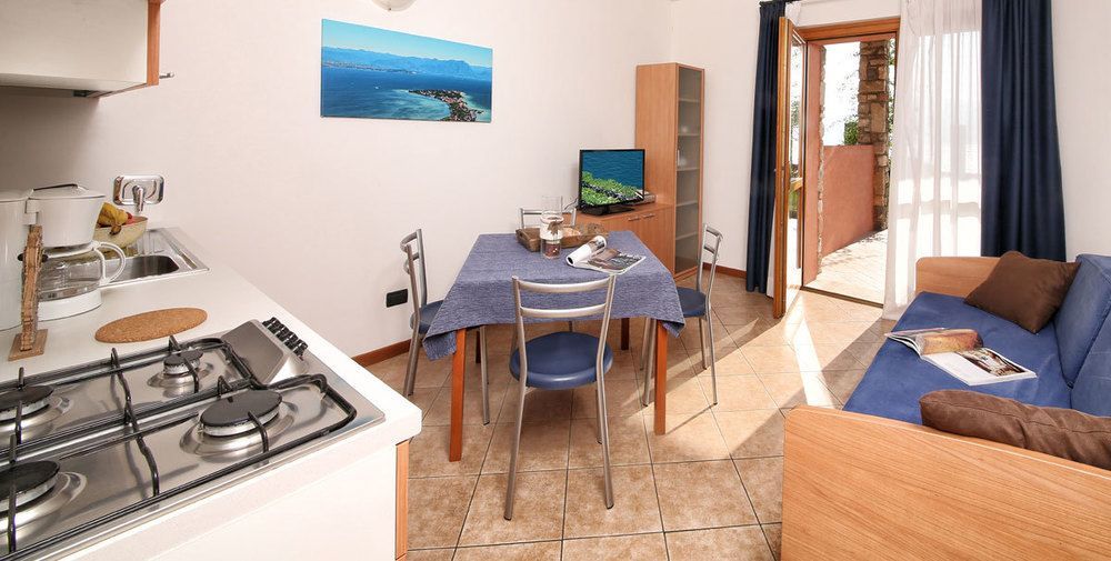 Aparthotel Borgo Dei Limoni 3*