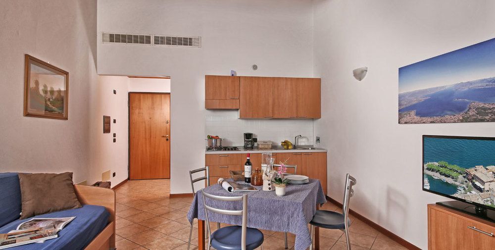 Aparthotel Borgo Dei Limoni 3*